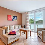 Strandblick 3 *